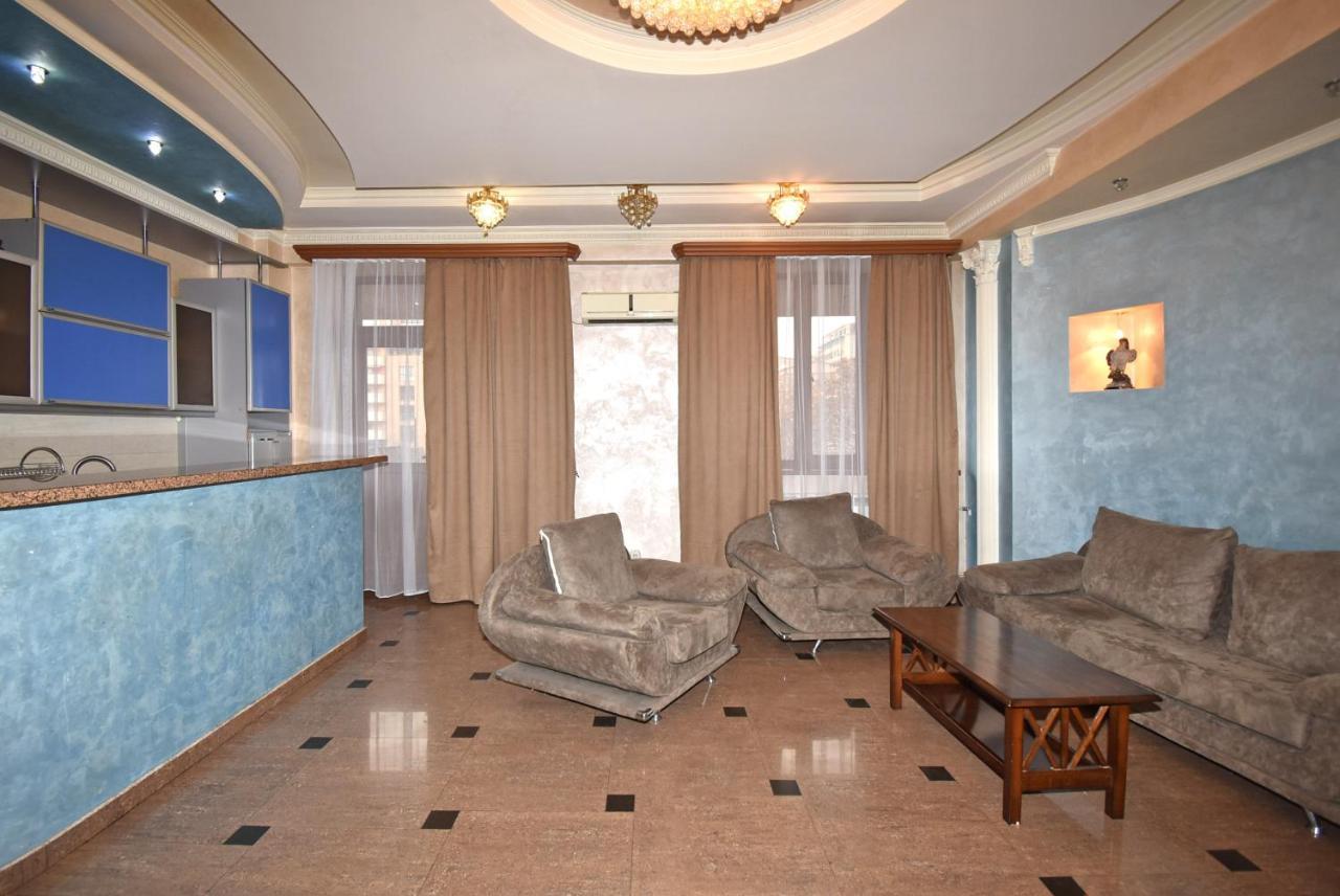 Armenak Apartment 5-Комнатная Yerevan Exterior photo