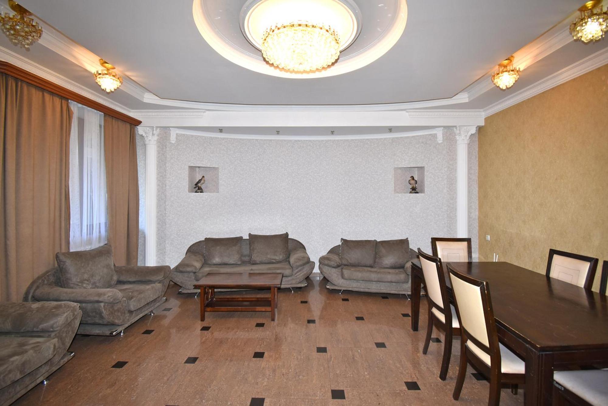 Armenak Apartment 5-Комнатная Yerevan Exterior photo